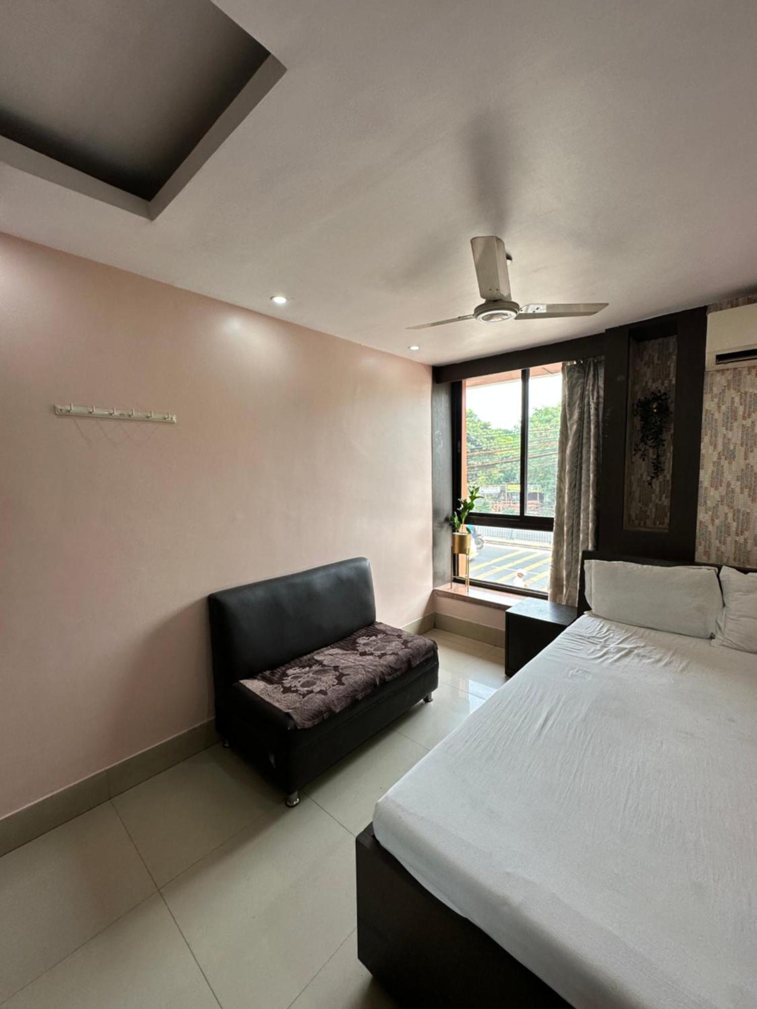 Jagannath Residency And Prasadam Hotel Колката Екстериор снимка