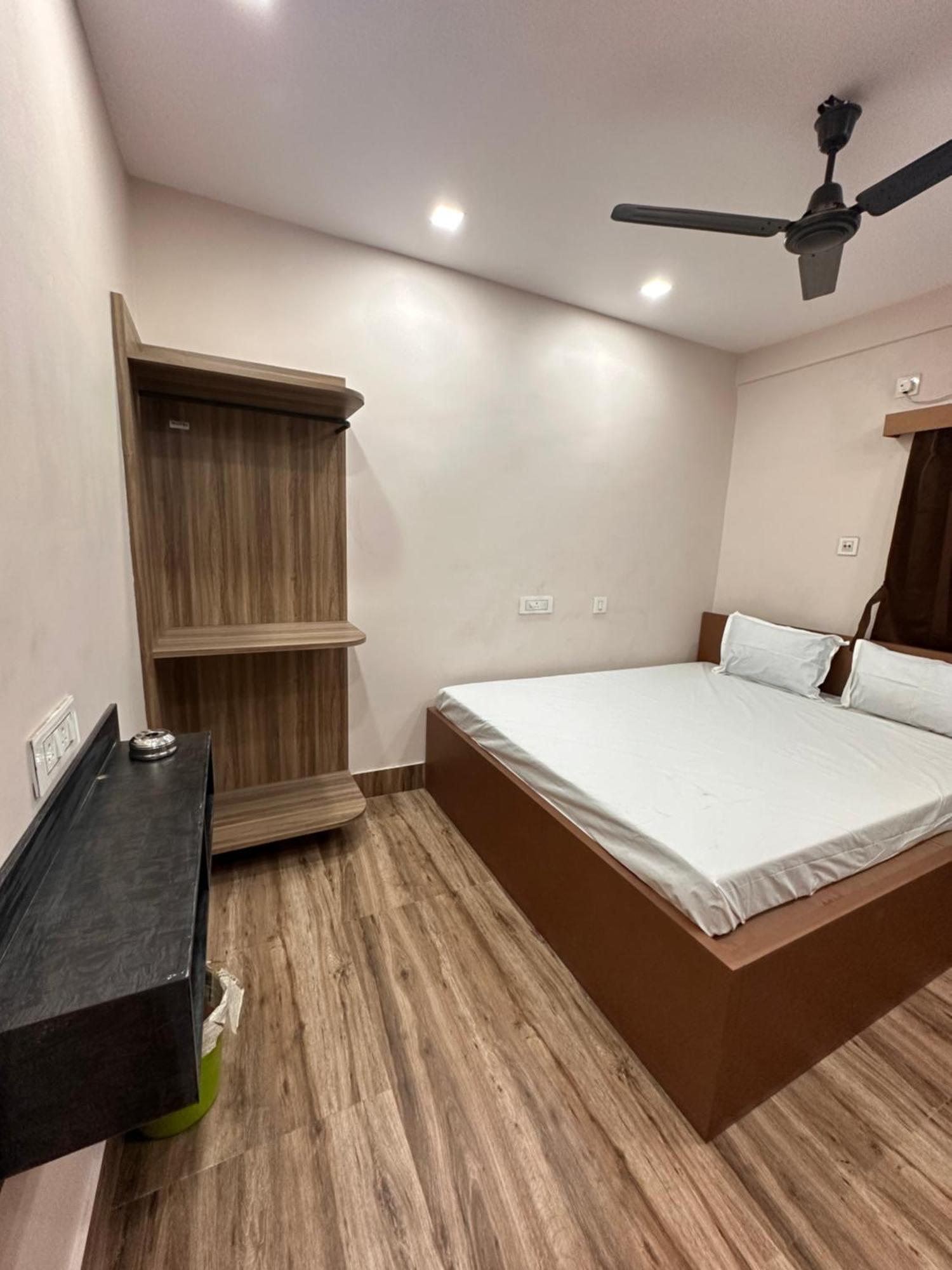 Jagannath Residency And Prasadam Hotel Колката Екстериор снимка