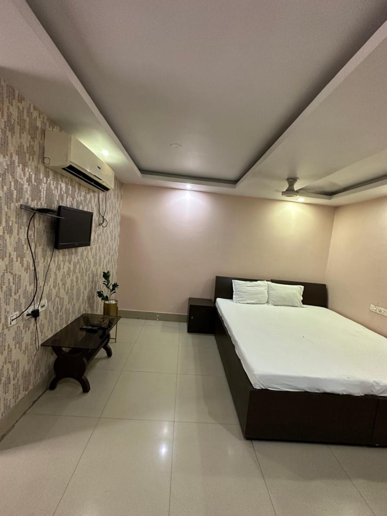 Jagannath Residency And Prasadam Hotel Колката Екстериор снимка