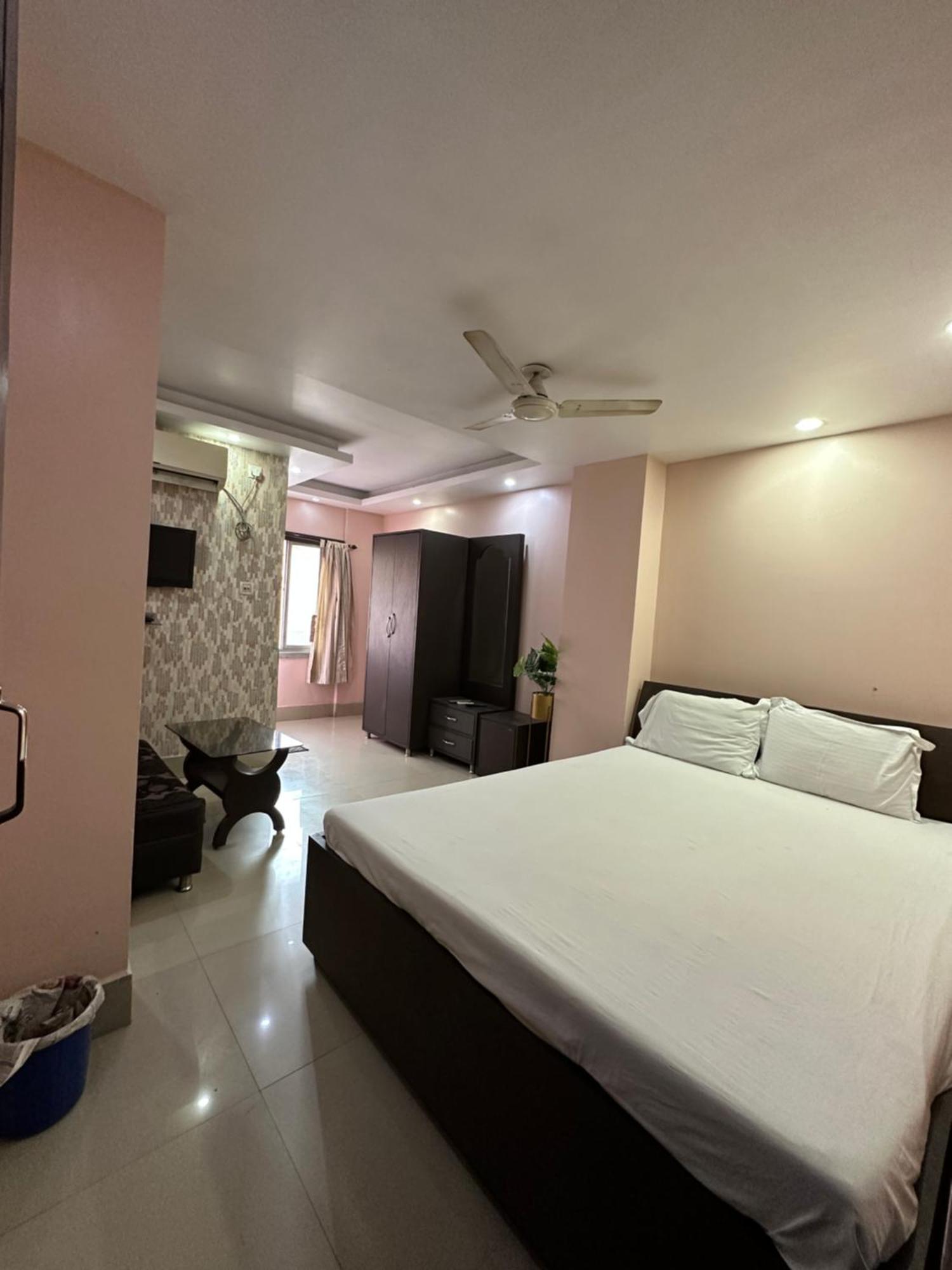 Jagannath Residency And Prasadam Hotel Колката Екстериор снимка